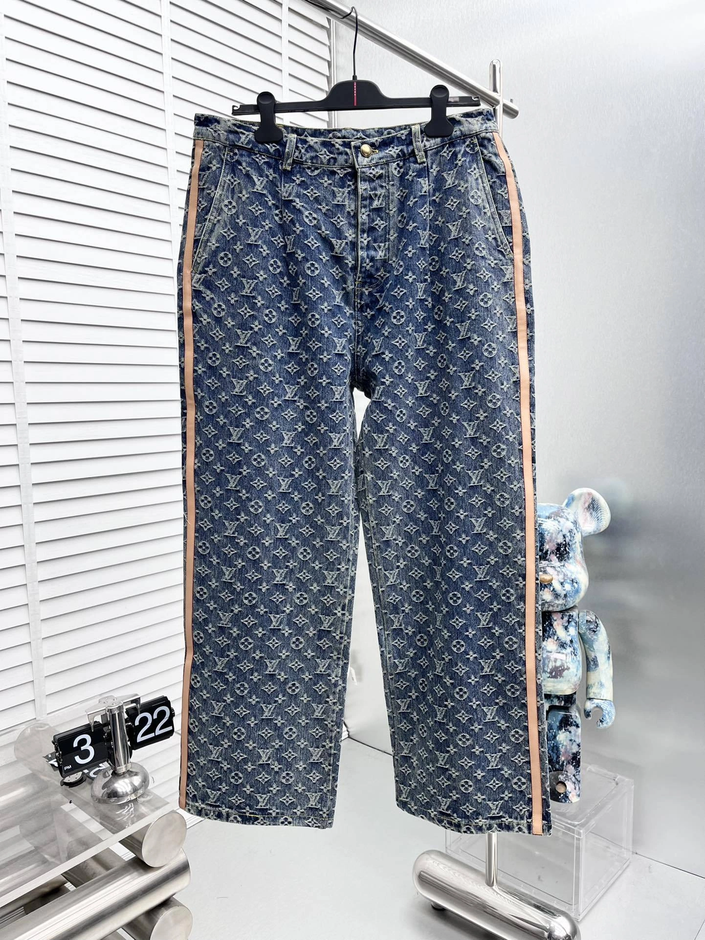 wg.luxury- 8V item:E-F237A0613